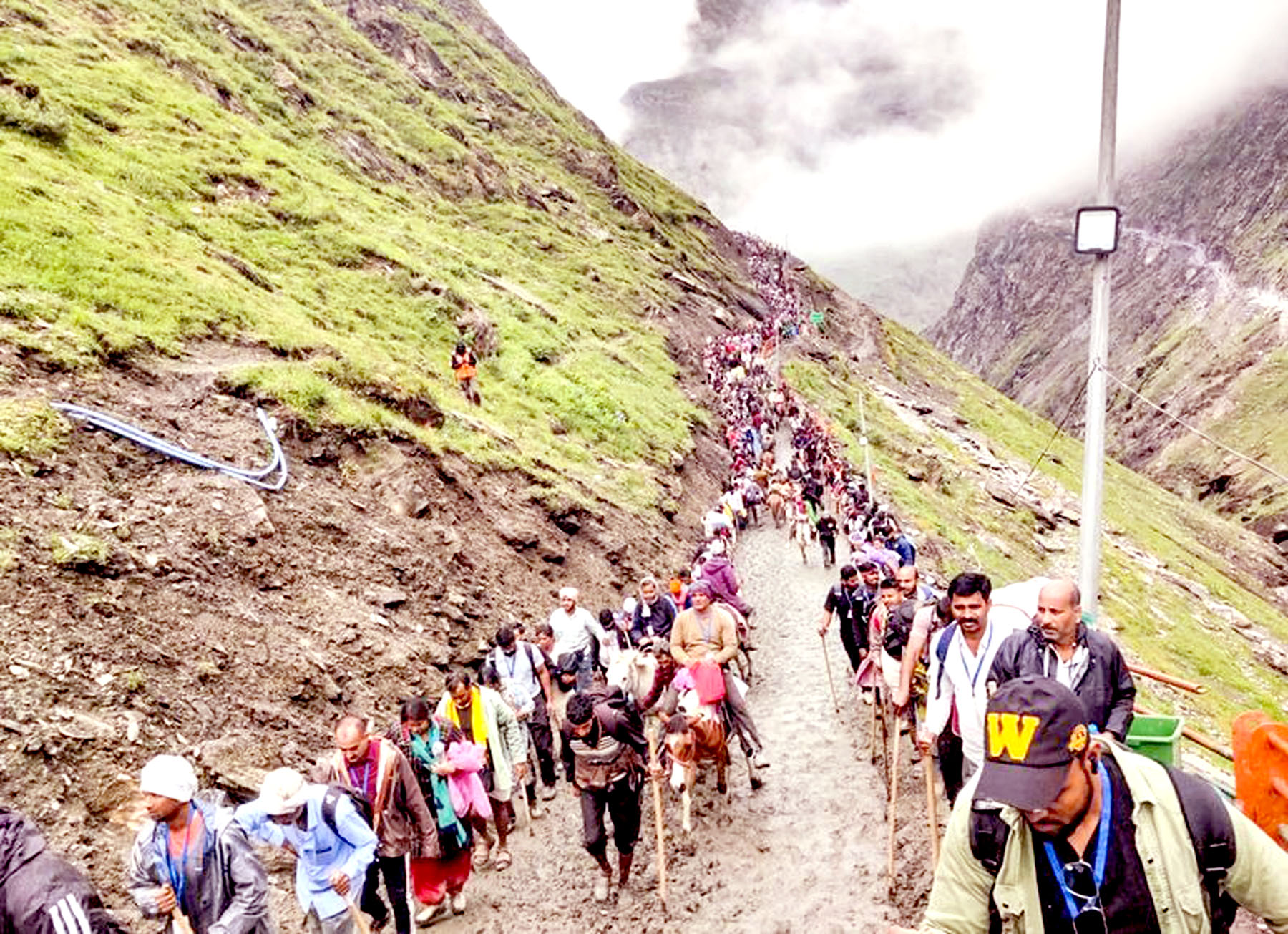 Amarnath Yatra suspended on both Pahalgam and Baltal routes.